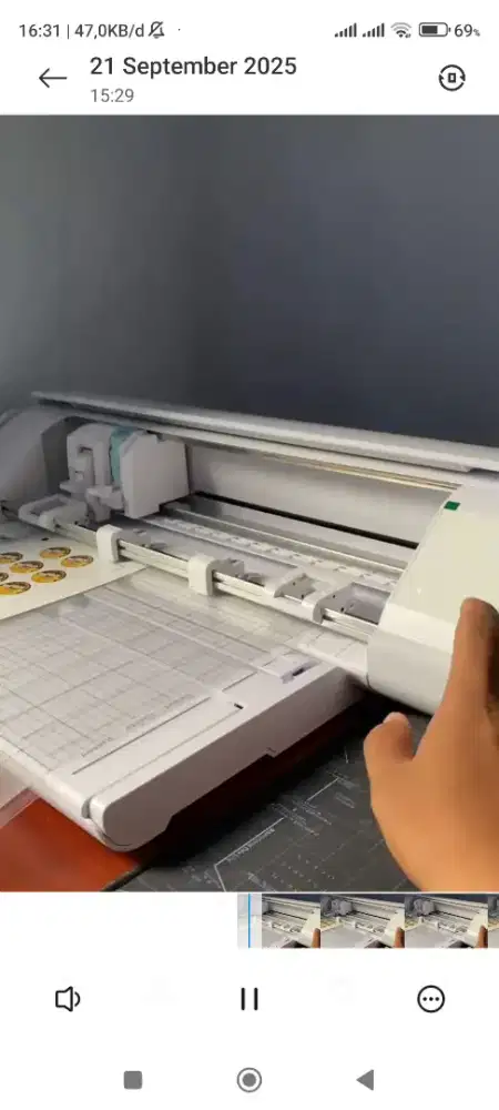 Mesin Cutting silhouette Cameo 5