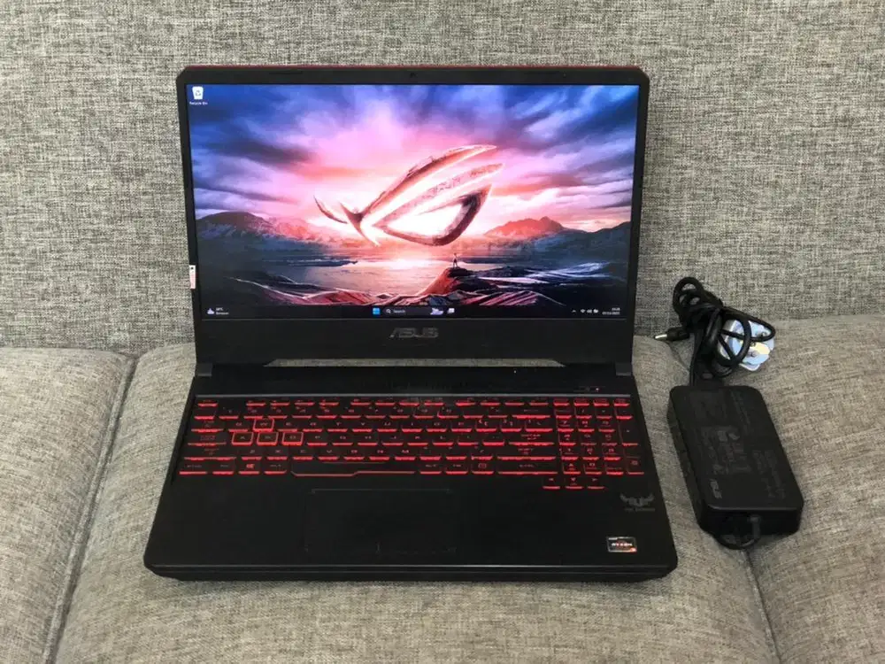 Asus TUF Gaming FX505D Ryzen 5 3550H RAM 16 SSD 1 TB LikeNew Siap Pake