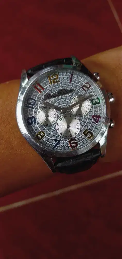 Paris Hilton watch original