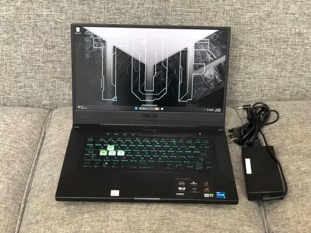 Asus Tuf Dash FX516P CORE i5-11300H RTX 3050 RAM 16 SSD 256 GB LikeNew