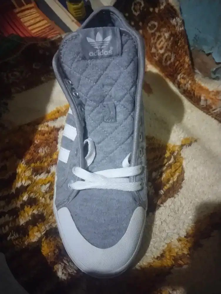 Sepatu|Sneakers|adidas