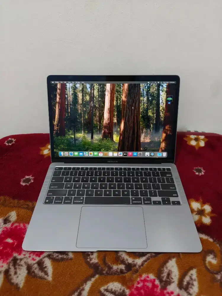 Macbook air m1 2020 8gb/128gb murah