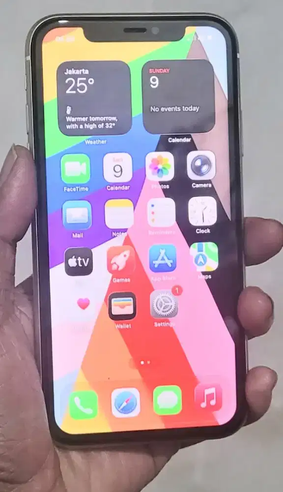 Iphone 11 64gb hp charger