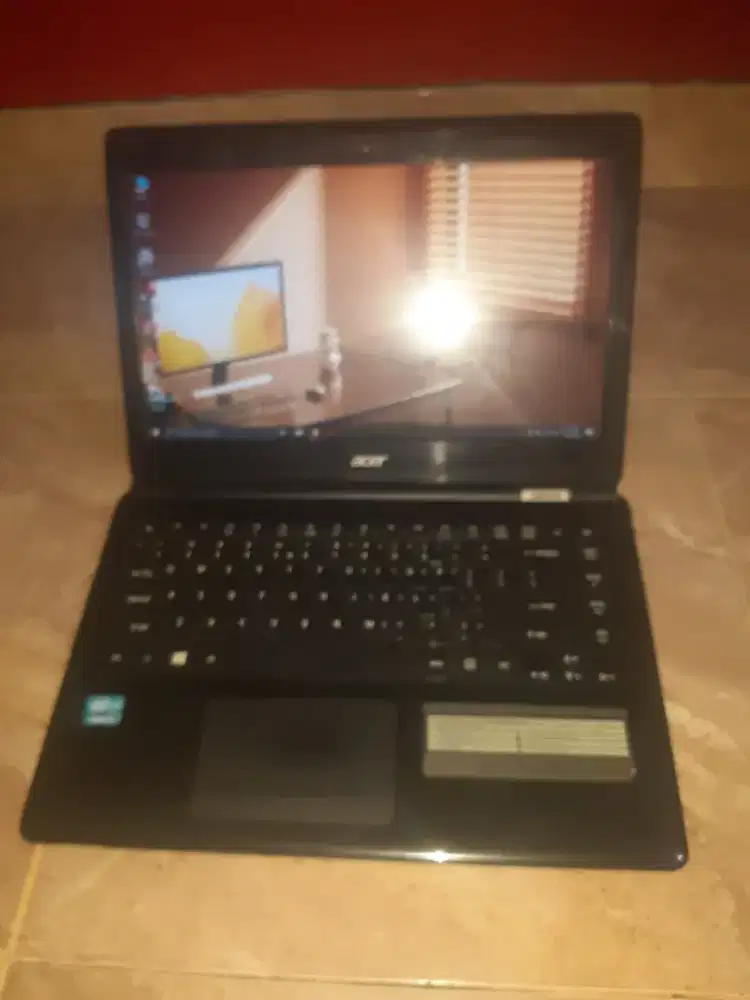 Laptop acer aspire E1-470 intel core i3 3217U