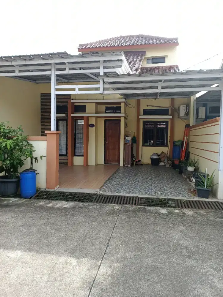 Djual rumah lt92m Bu 750jt turun dr 1M SHM siap KPR kali mulya depok