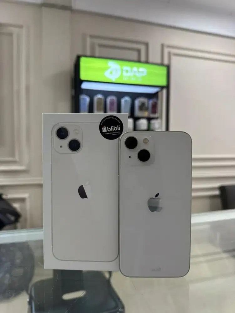 iPhone 13 128GB Garansi Resmi iBox 11 Bulan Warna Starlight