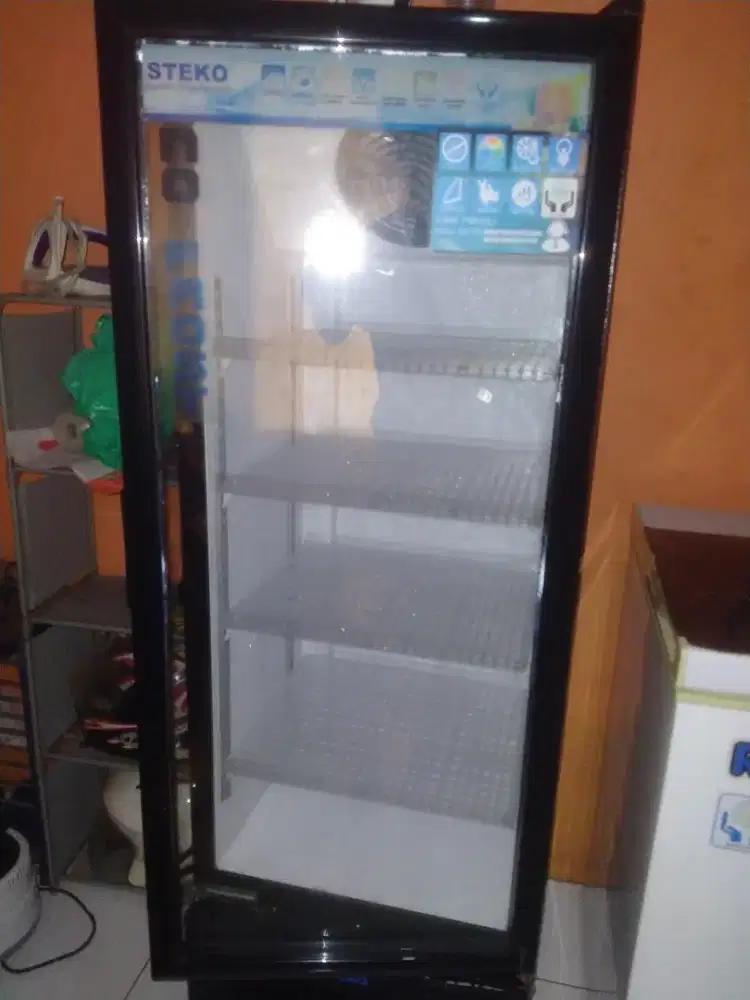 SHOWCASE STEKO MULUS