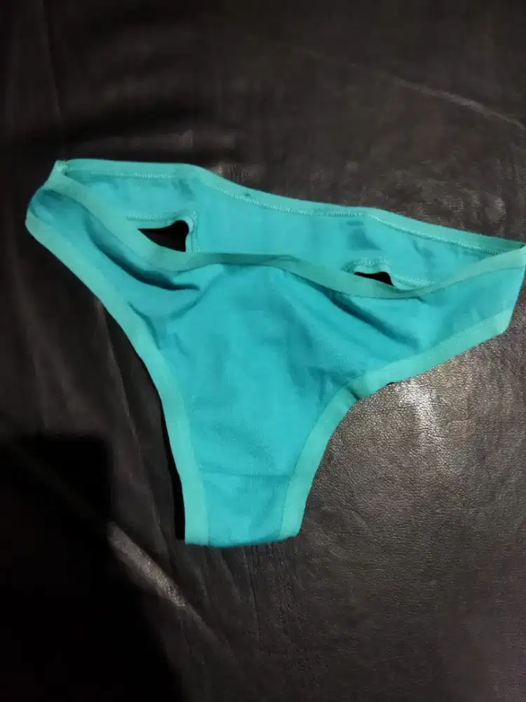 celana dalam bekas pakai preloved