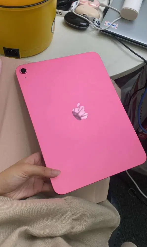 iPad gen 11 128gb Ibox Garansi ON