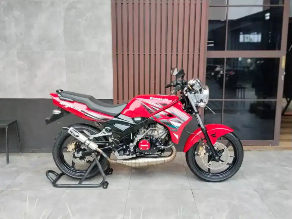 Repaint motor dan poles mobil/motor