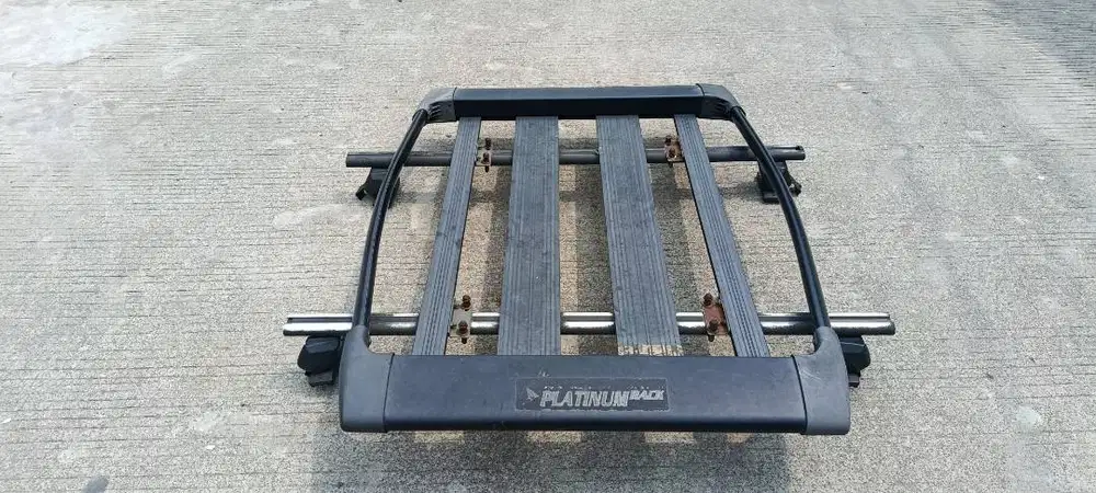 Dijual Rak Atas Atap Mobil Universal Platinum  Masih Kokoh dan Bagus