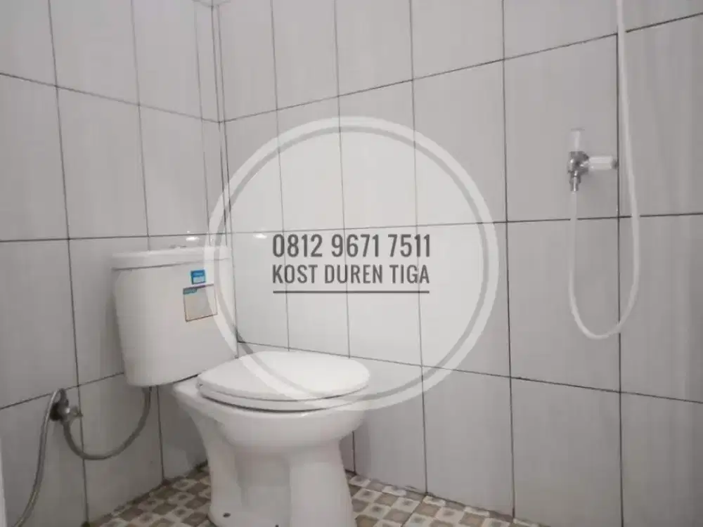 Kos pancoran ac km mandi dalam