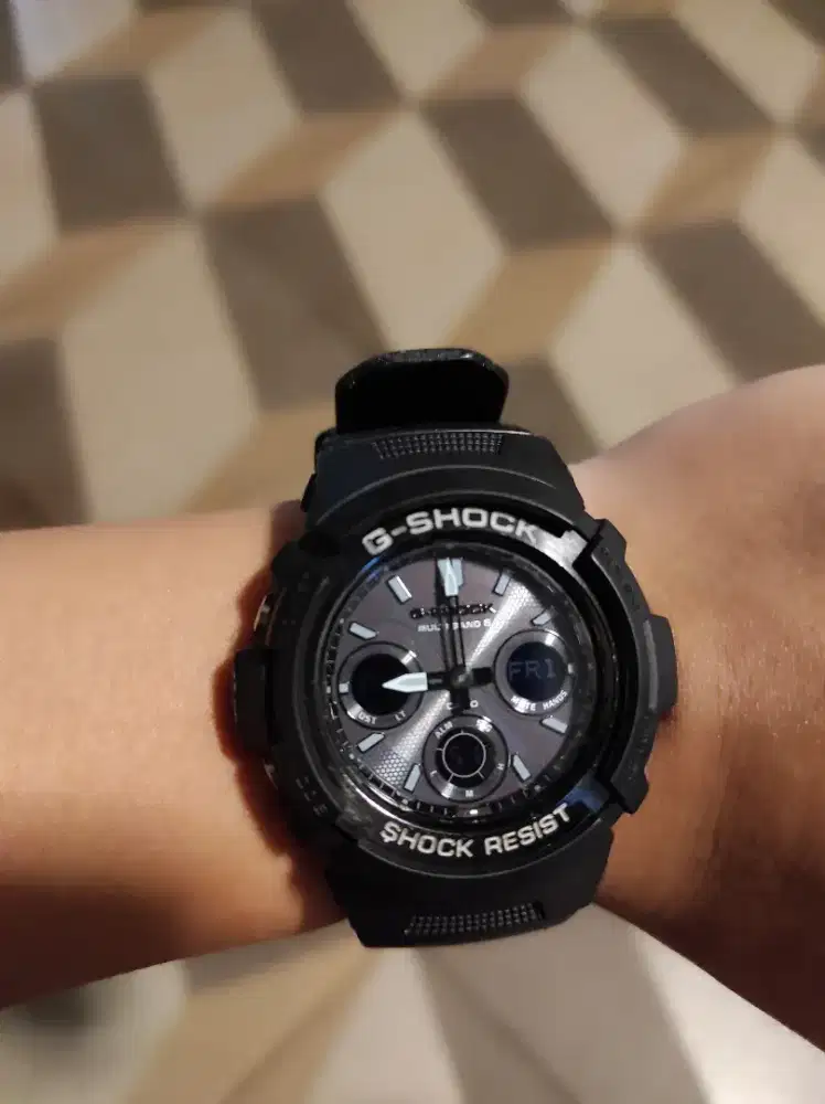 casio gshock awg m100gw. batere solar.