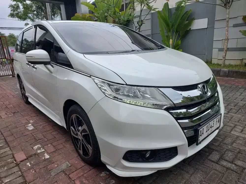 Odyssey E Prestige 2015 km low istimewa