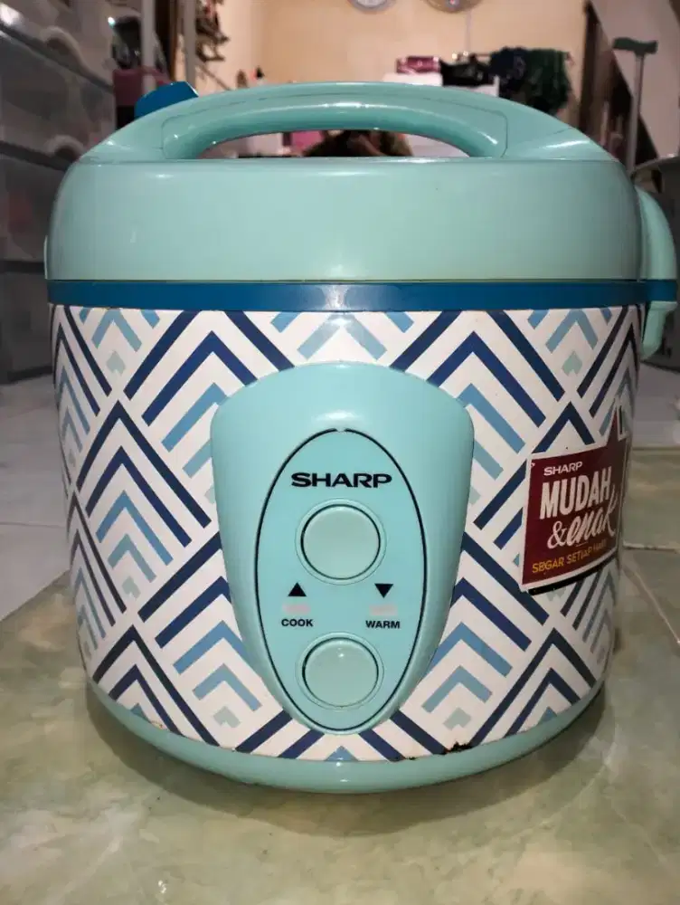 MAGIC COM SHARP KSN18MG RD / SL RICE COOKER SHARP KS N18MG RD/SL [1,8