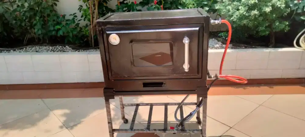 Oven kue Dan roti dijual