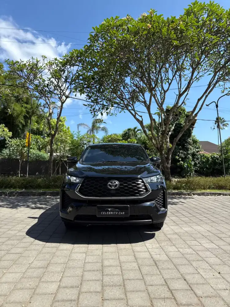 Asli Bali Innova Zenix G Hybrid 2.0L Hitam Metallic Tahun 2024