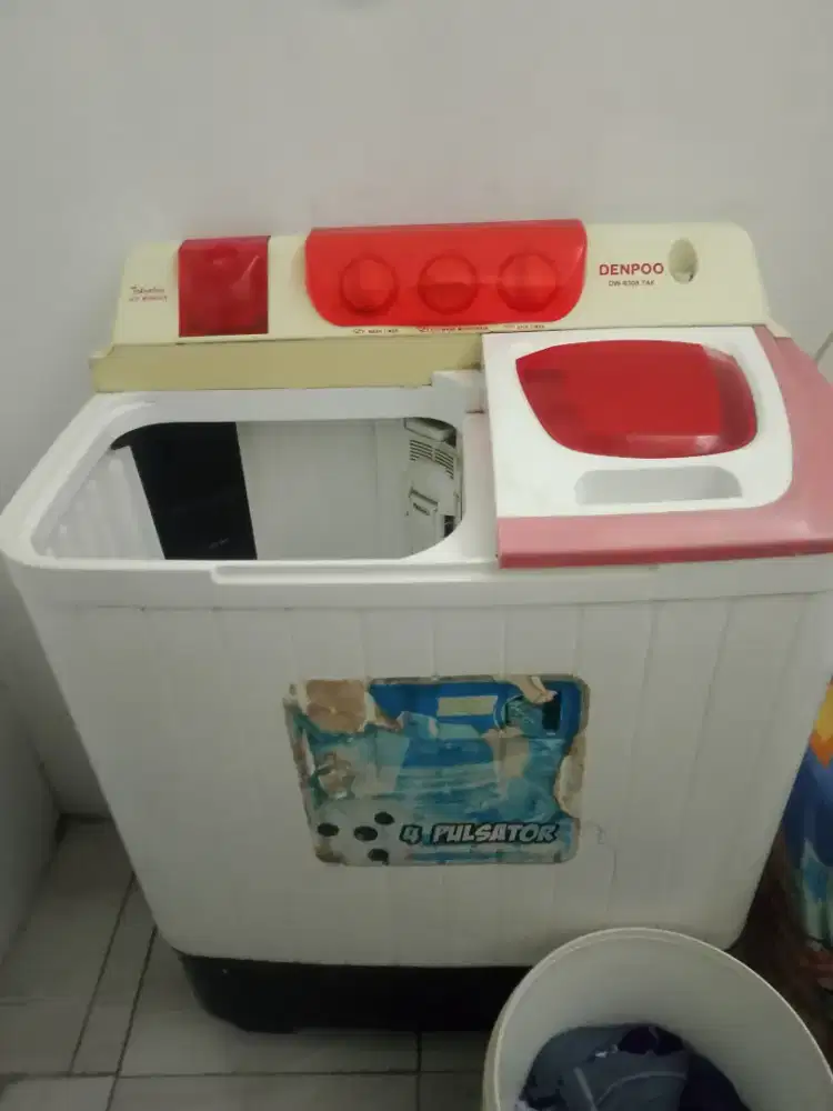 Mesin cuci bekas