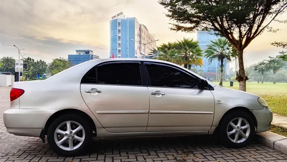 Toyota Corolla Altis 2001 Bensin