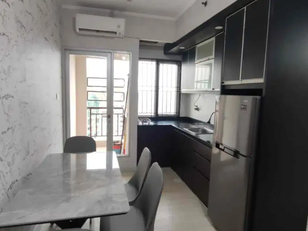 Dijual Apartemen Mediterania Boulevard Residence Kemayoran 2 BR Furnish Luas 45m2 View City