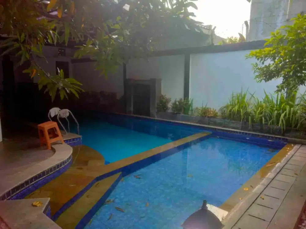 Jual Rumah di Permata Depok jl raya citayam luas 275 m2 ada kolam renang pribadi