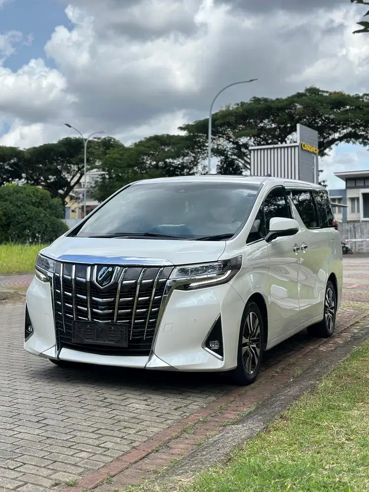 Toyota Alphard 2021 Bensin