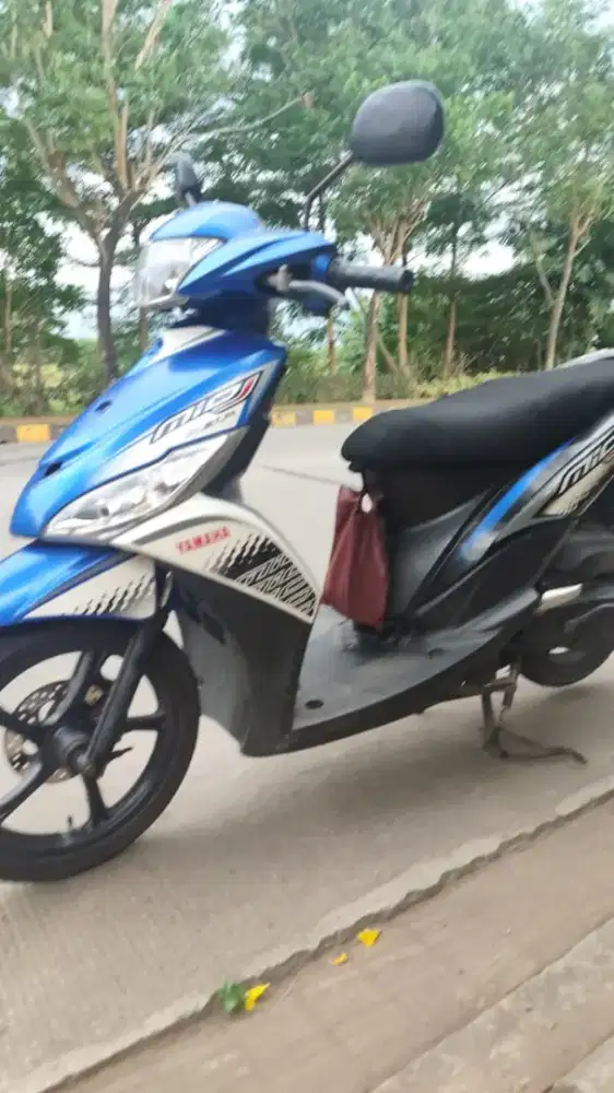 Dijual motor Mio j warna biru tahun 2012