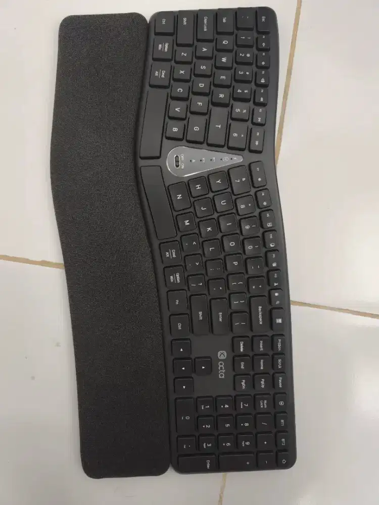 Keyboard ergonomis octa