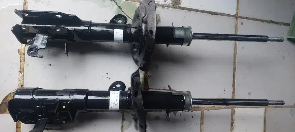 Jual shockbreker Honda mobilio