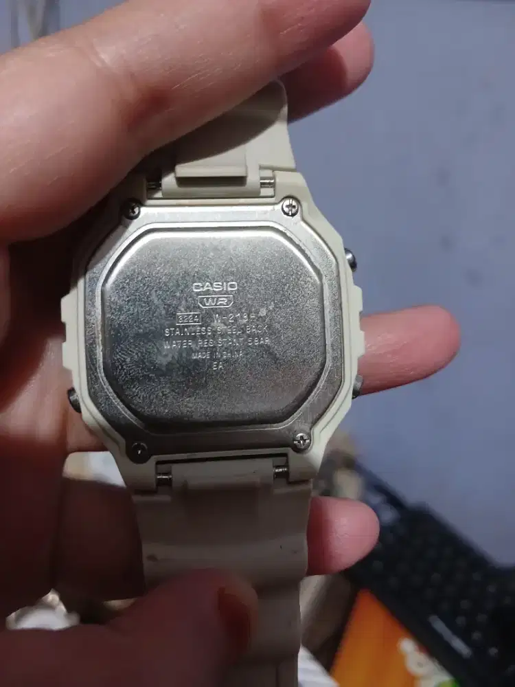 Jam tangan casio putih
