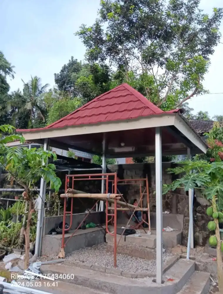 PEMASANGAN GAZEBO BAJA RINGAN