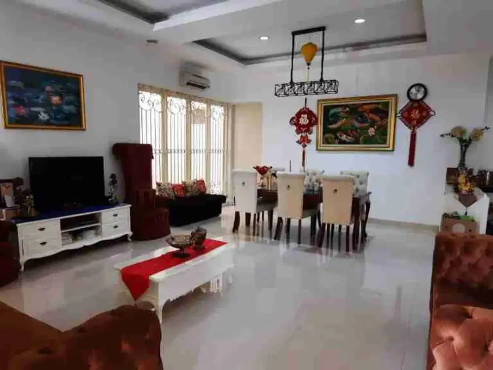 Dijual Rumah Luas, Bagus Dengan Lokasi Strategis di PIK Jakarta Utara