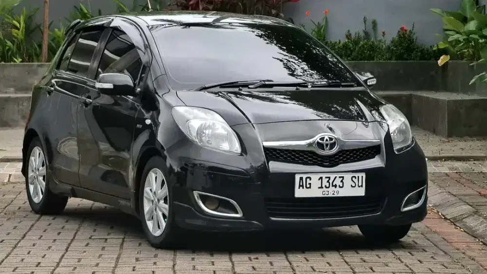 Toyota Yaris E A/T 2010