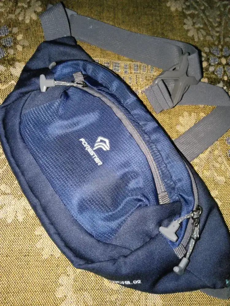 Tas selempang FORESTER