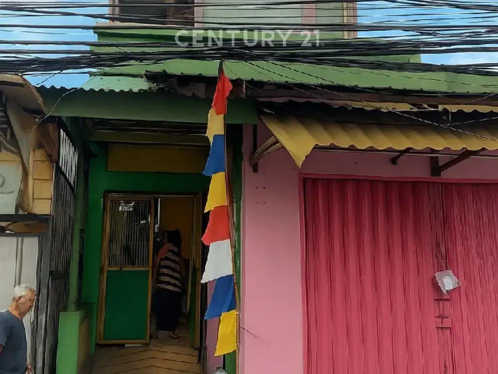 Ruko Lokasi Strategis Dipinggir Jalan 2 Mobil Cipinang R2211