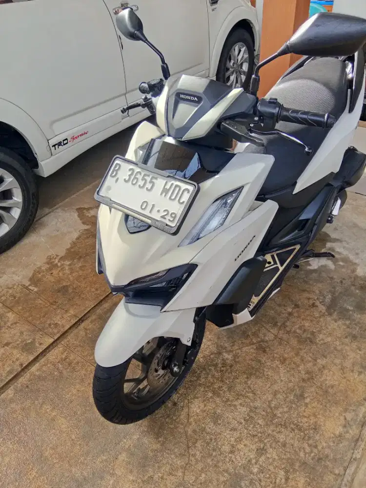 VARIO 160 2024 NIK 2023 WHITE PRESTIGE MULUSS DAN GRESS