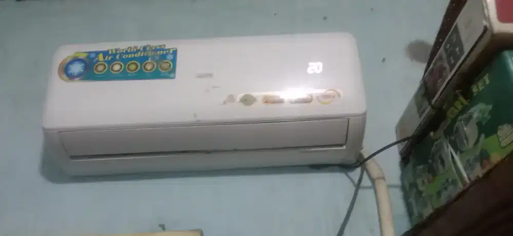 DIJUAL AC AUX 1/2pk