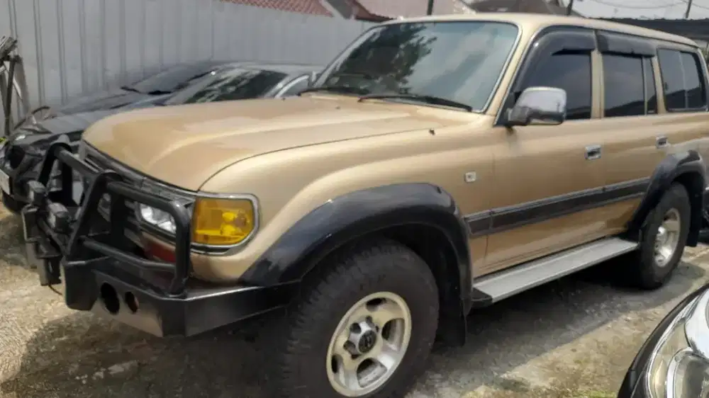 Toyota landcruiser VXR 1997 AT diesel