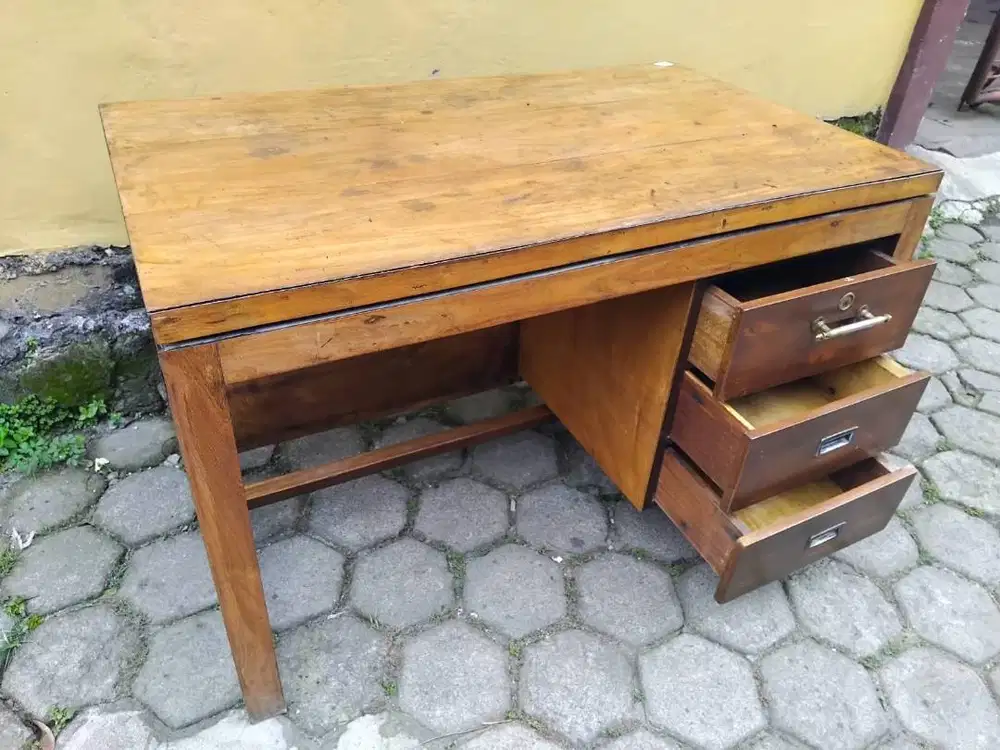 meja kerja kantor jati lawasan murah