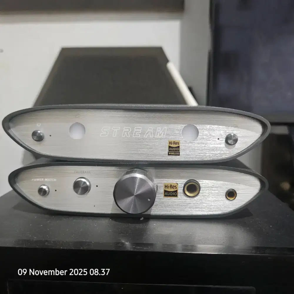 Dijual 1unit ifi zen stream dan 1unit ifi zen dac v2