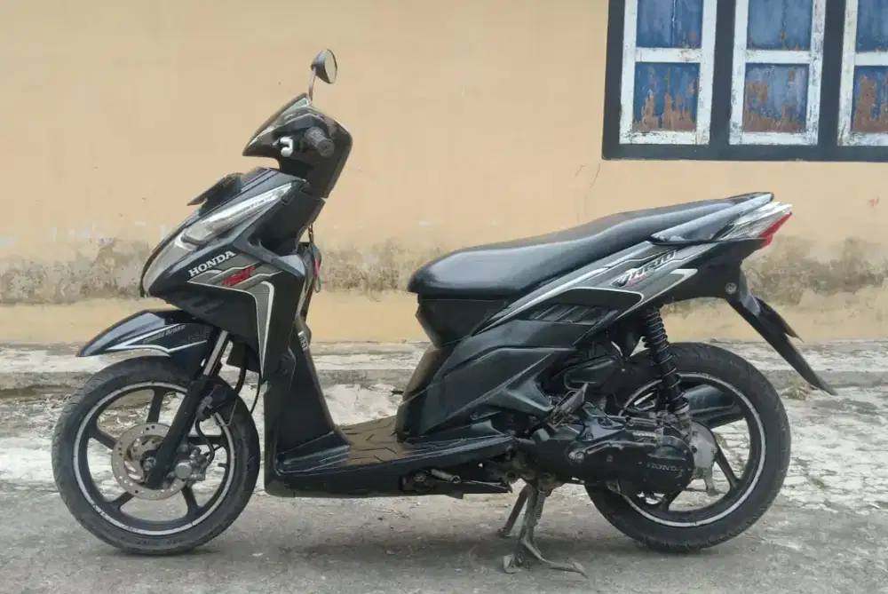 Honda Vario techno tahun 2011 plat AB kota
