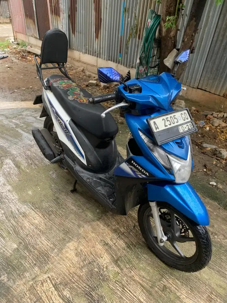 Beat fi 2013 biru putih