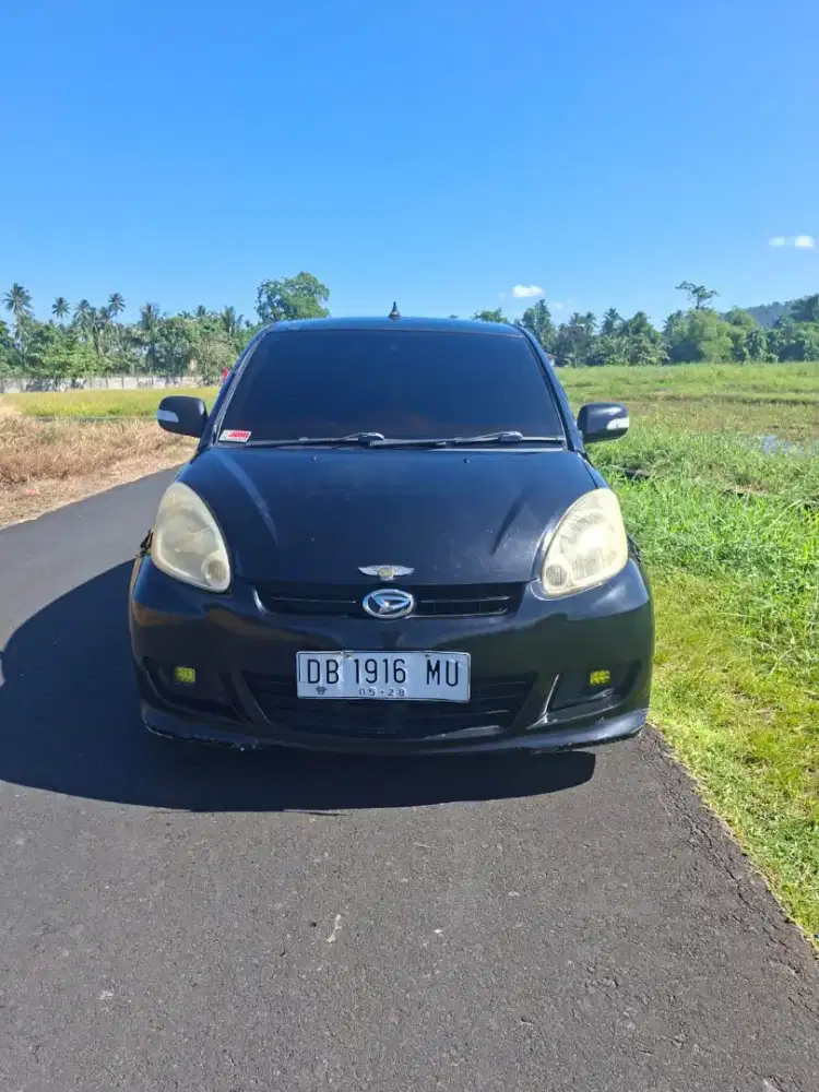 Dijual Daihatsu Sirion 2011