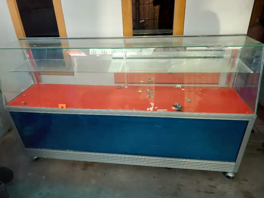 Etalase Handphone Bekas