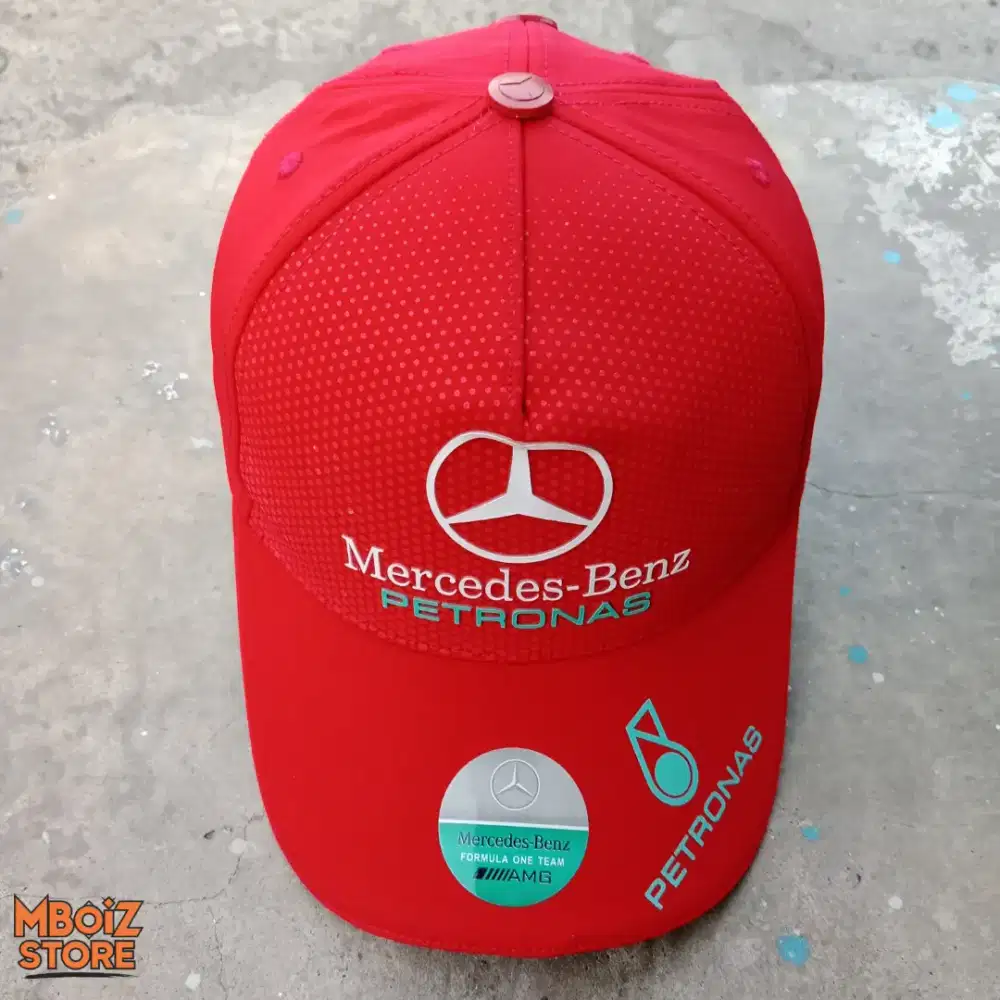 Topi Mercedes Petronas Red ( Ready stok, Harga NETT, PASS)
