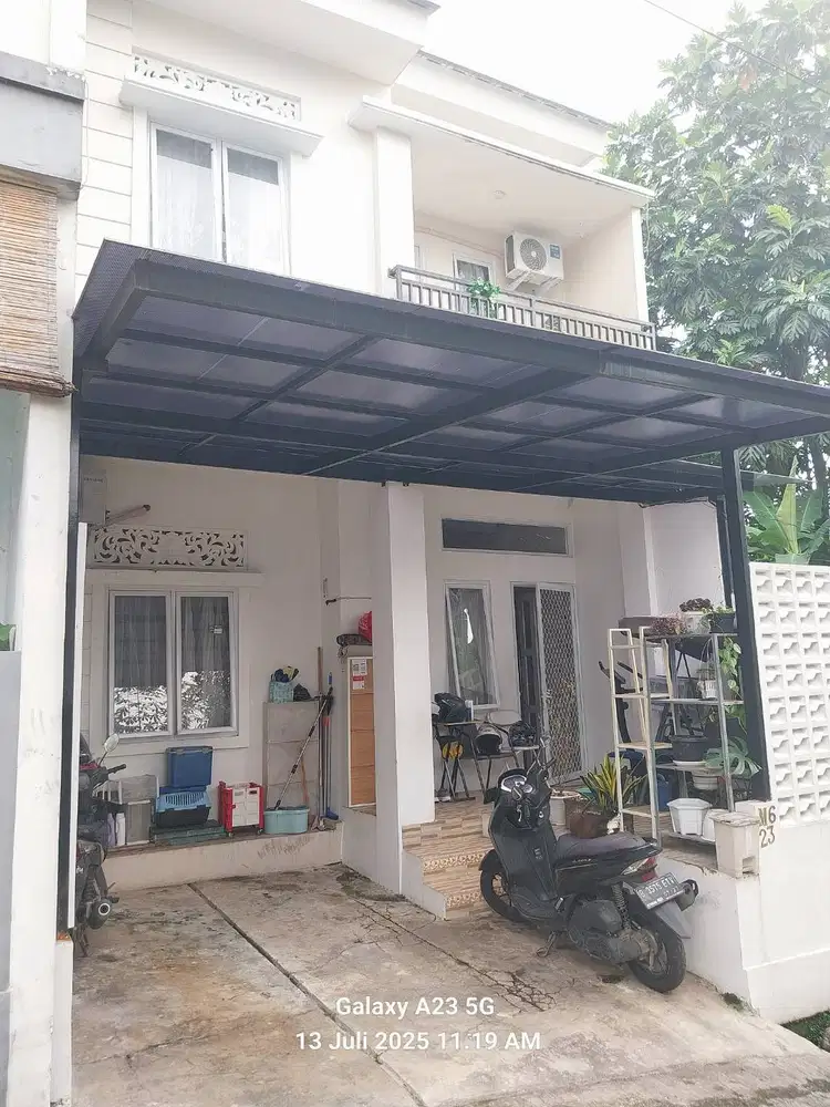 Dijual Rumah Strategis 2 LT 3 KM dekat dengan Stasiun KRL