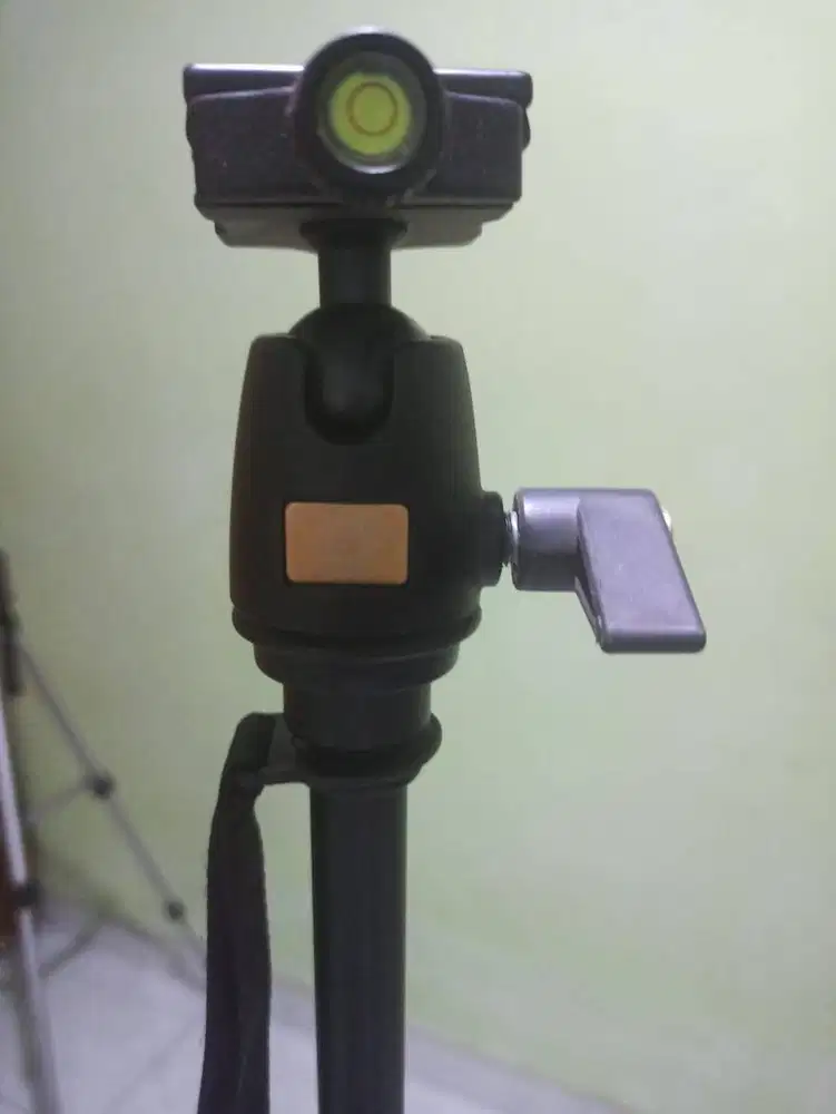 Dijual tripod Beike QZSD Q999H