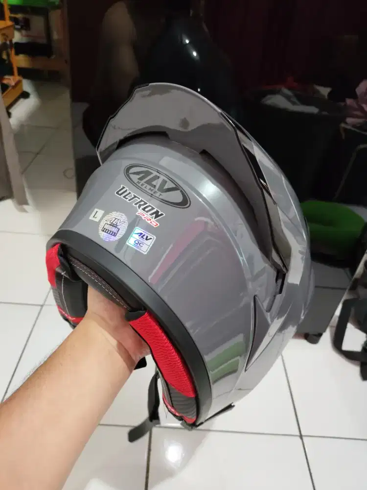 Alv ultron ukuran L