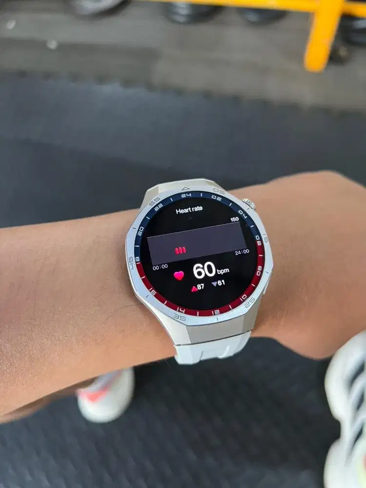 Smartwatch amoled outro
