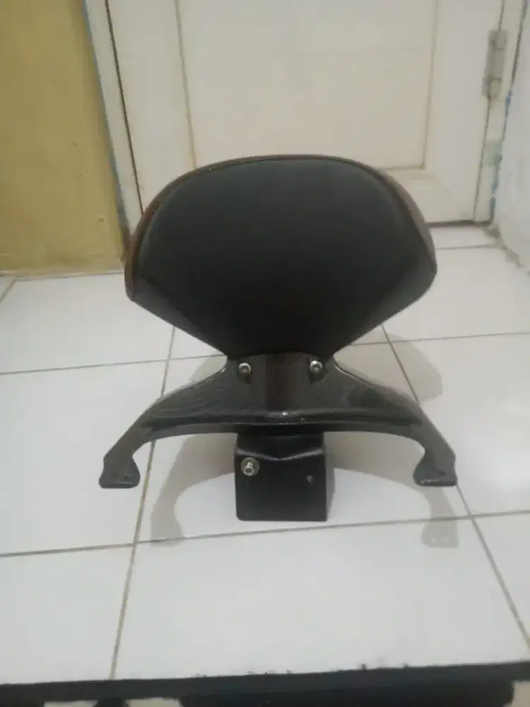 Sandaran Jok Motor X-MAX